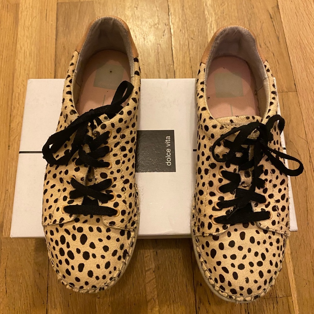 Dolce Vita Madox Leopard Calf Hair Sneakers 7.5